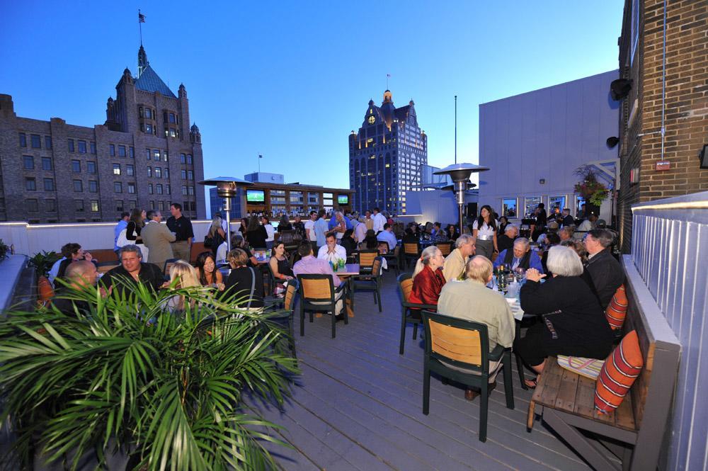 Milwaukee Athletic Club Hotel Exterior photo