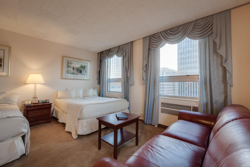 Milwaukee Athletic Club Hotel Exterior photo